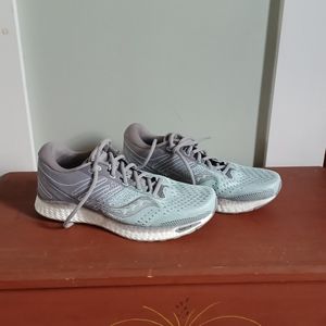 Saucony freedom 3 womens running shoe